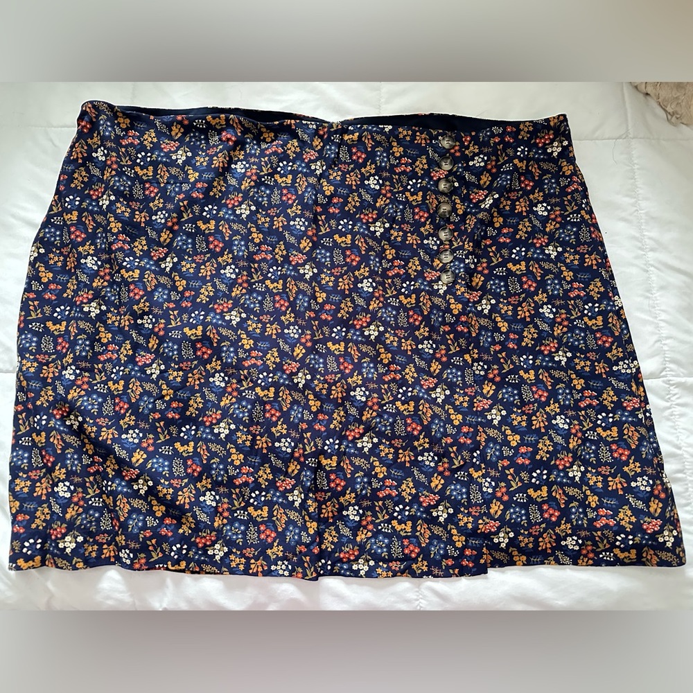 ✨BRAND NEW✨ Madewell Plus Size Floral Slip Skirt with Buttons